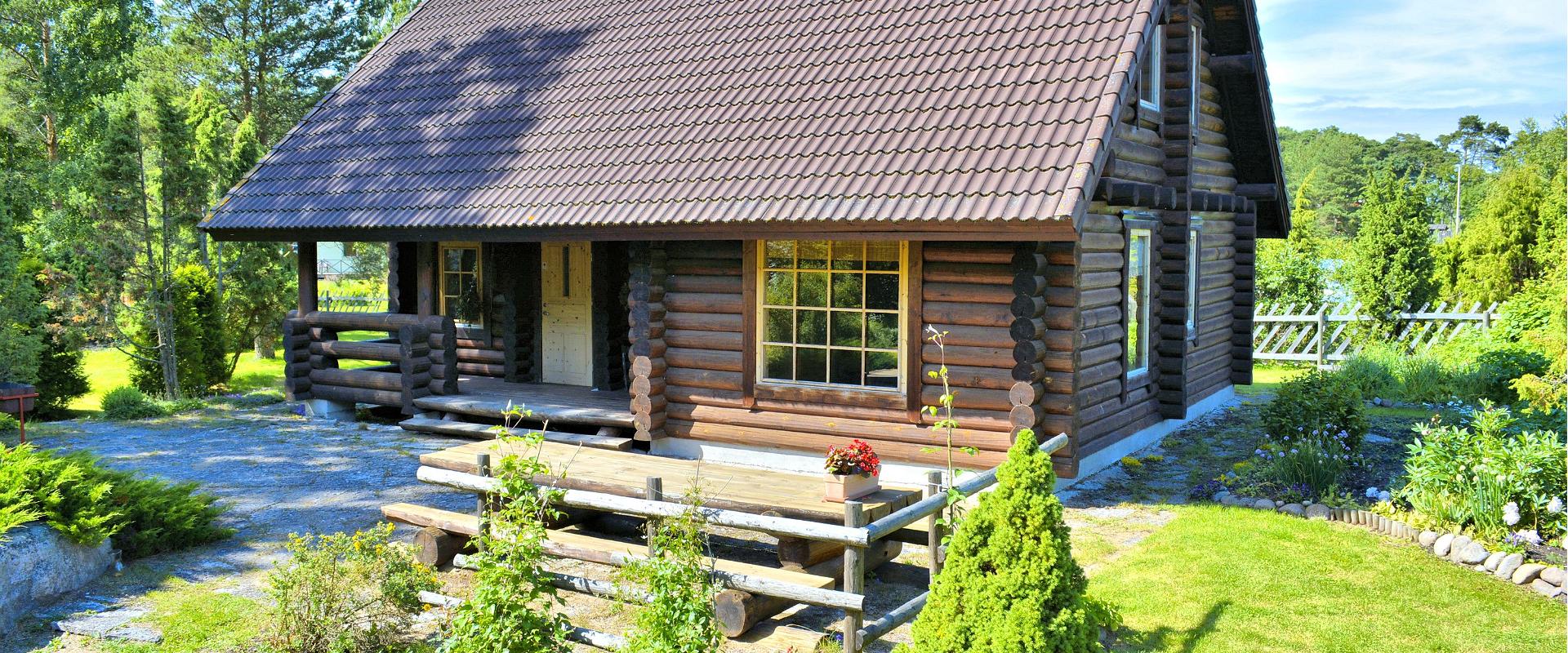 Das Ferienhaus Dharma bietet einen privaten Aufenthalt in Nordestland für bis zu acht Urlauber (ab der vierten Person gilt ein Zuschlag). Das Ferienha