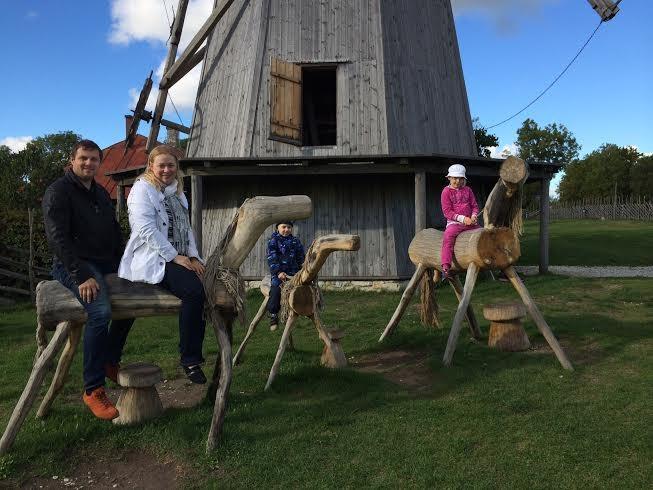 Exkursion mit Fremdenführer auf die Inseln Muhu und Saaremaa