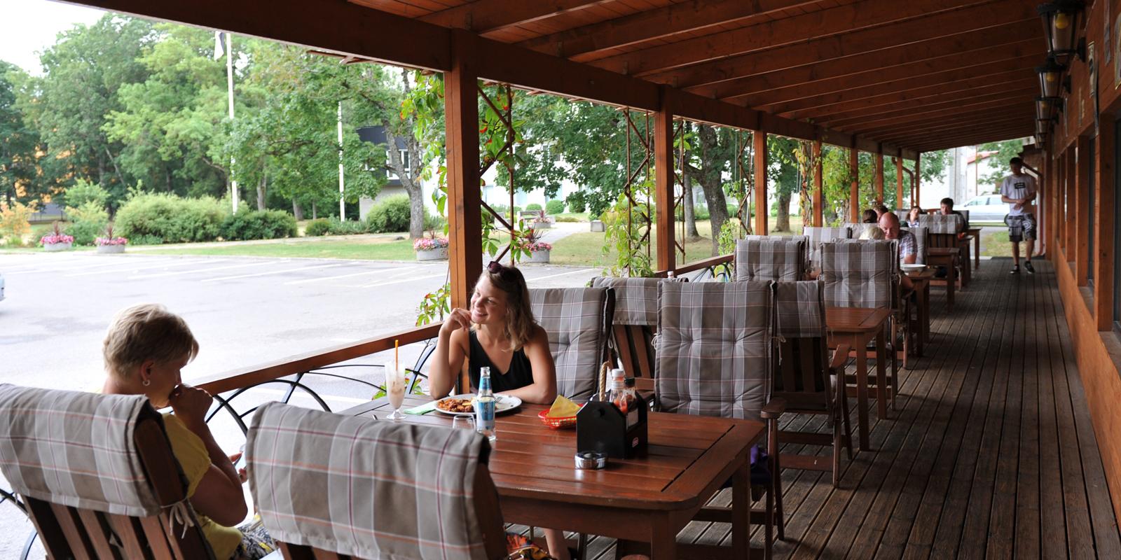 BabyBack Ribs & BBQ outdoor terrace