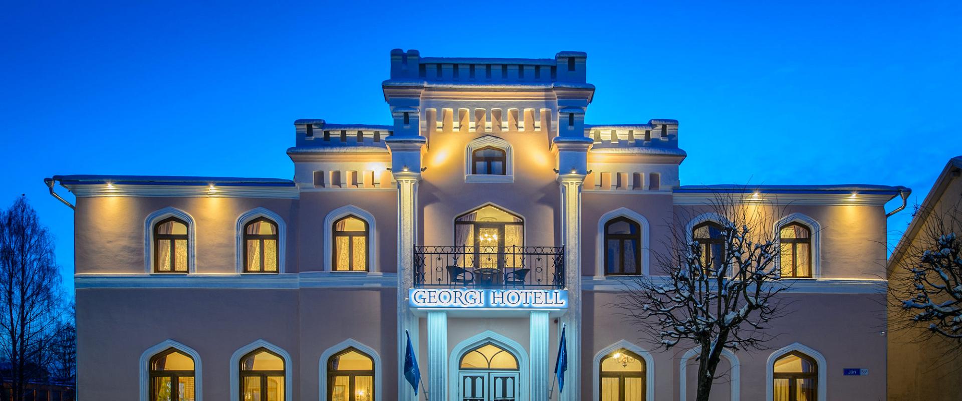 Das Georgi Hotel liegt an der Hauptstraße der Stadt Võru im historischen Posthaus. In den Jahren 2013-2015 wurde das Haus zu einem luxuriösen Boutique