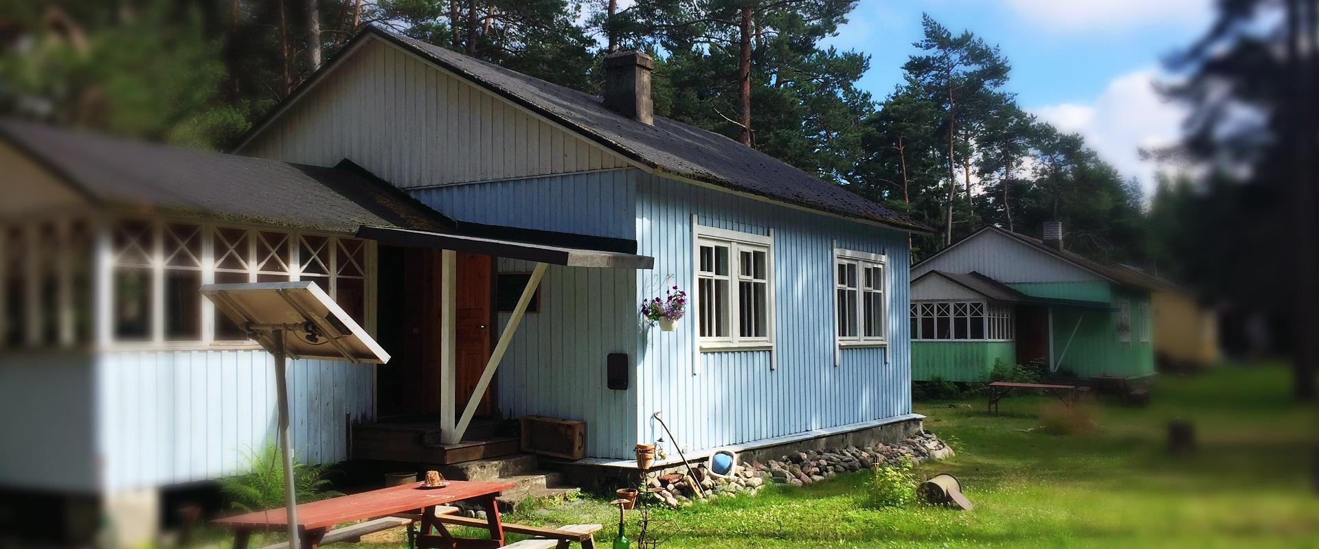 Merikotka puhkemajad Naissaarel