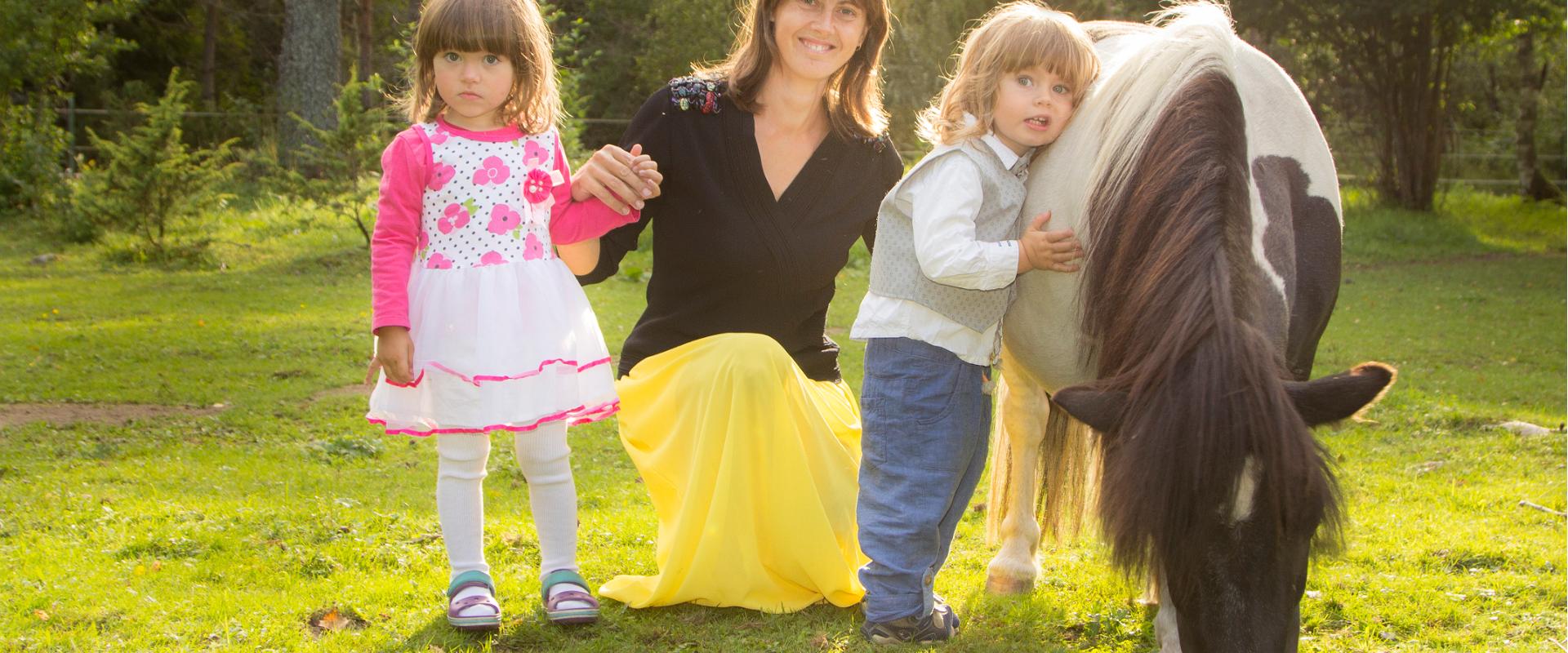 Unistuste fotosessioon koos ponidega ja ponisõit