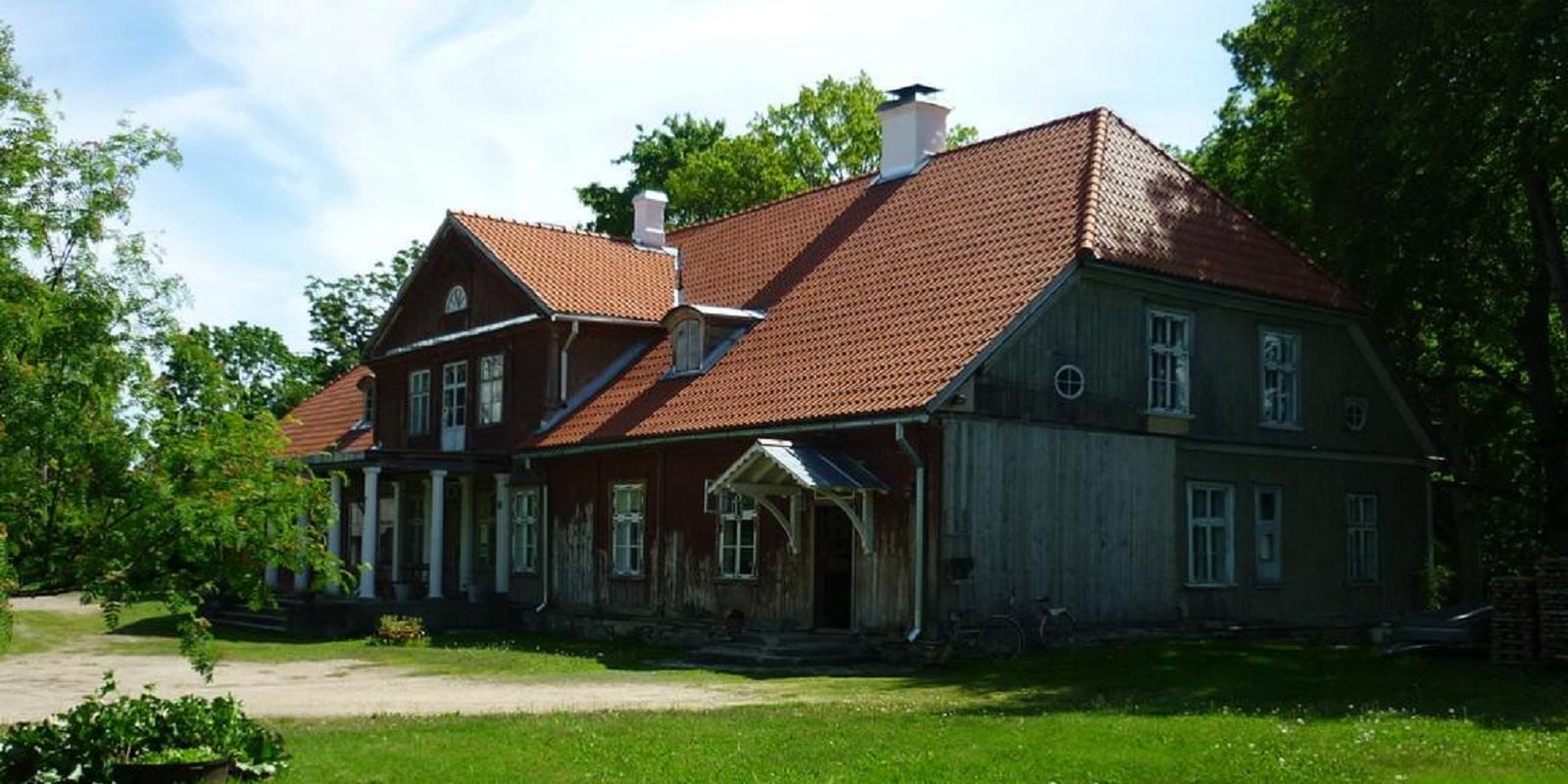 Museum Varbla auf dem Gutshof Uue-Varbla