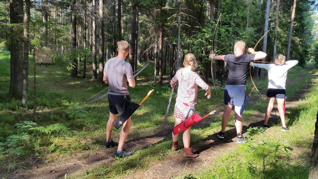 Hiievälja archery track
