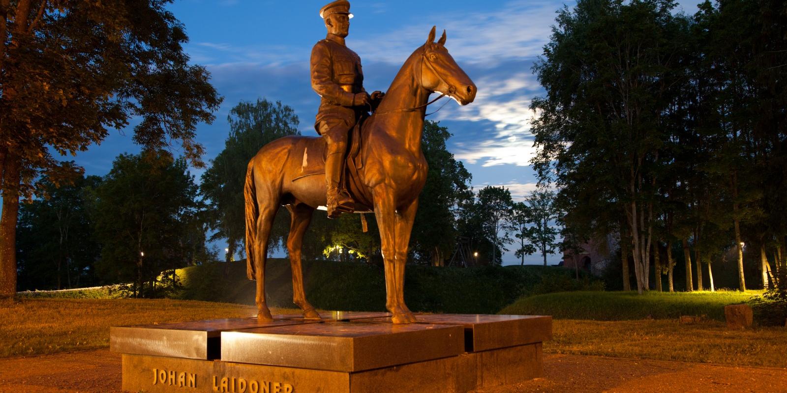 Equestrian statue of the General Johan Laidoner