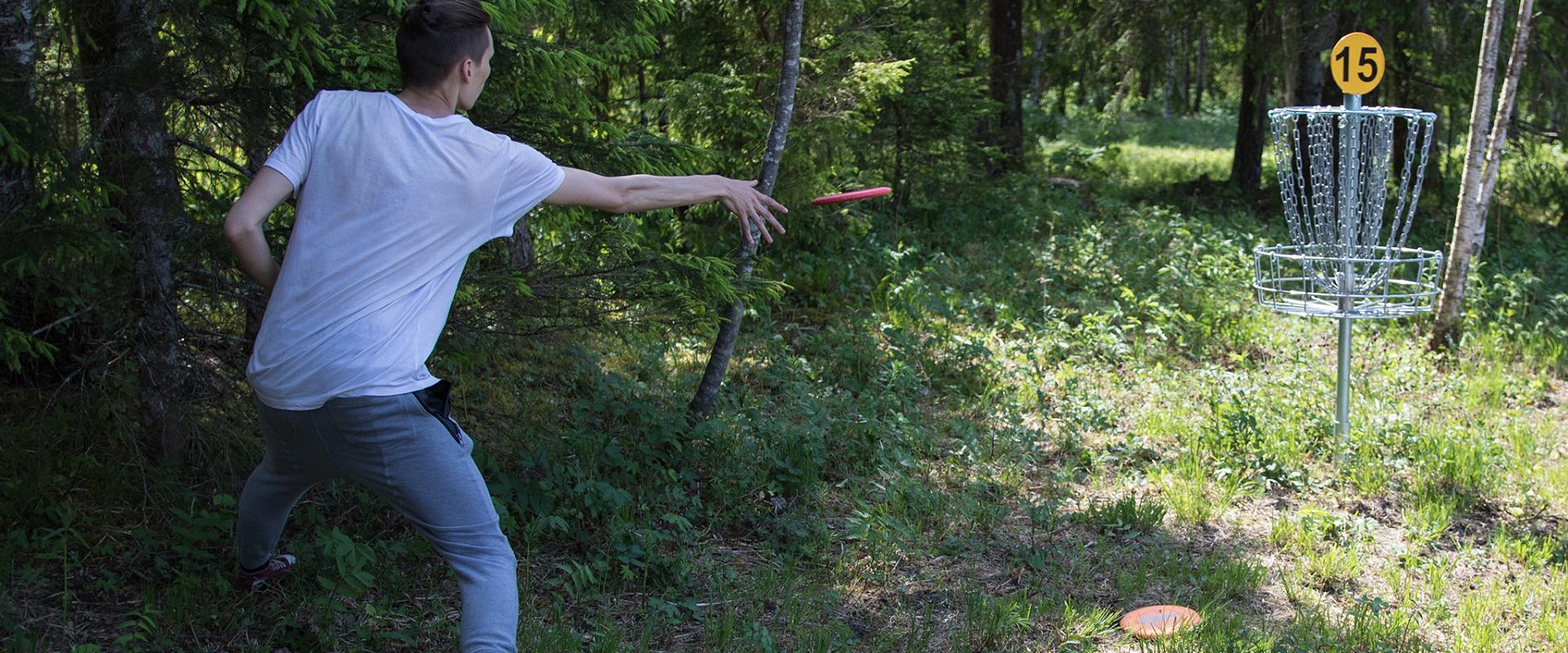 Järve talu aktiivpuhkekeskuse discgolf