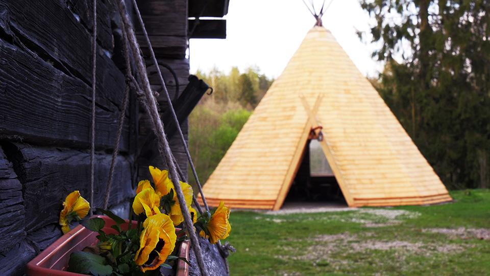 Lahemaa Hiking Centre teepee sauna