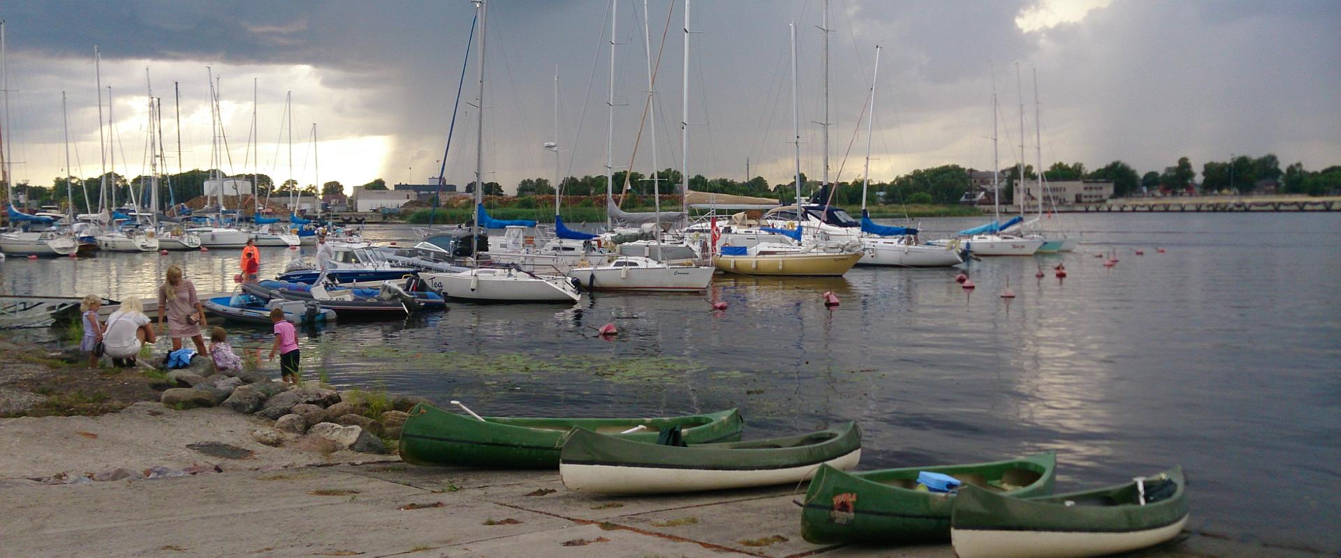 Kanuu.ee eintägige Kanutour auf dem Fluss Sauga