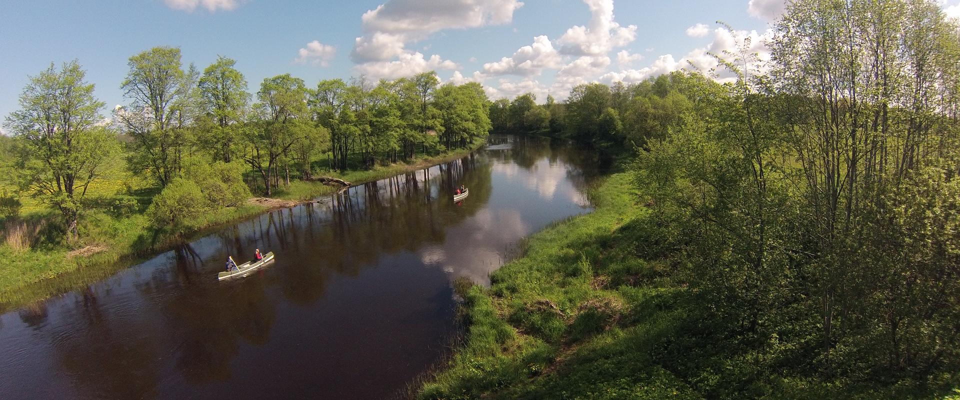 Kanuu.ee piknikuga kanuumatk Audru jõel kahele