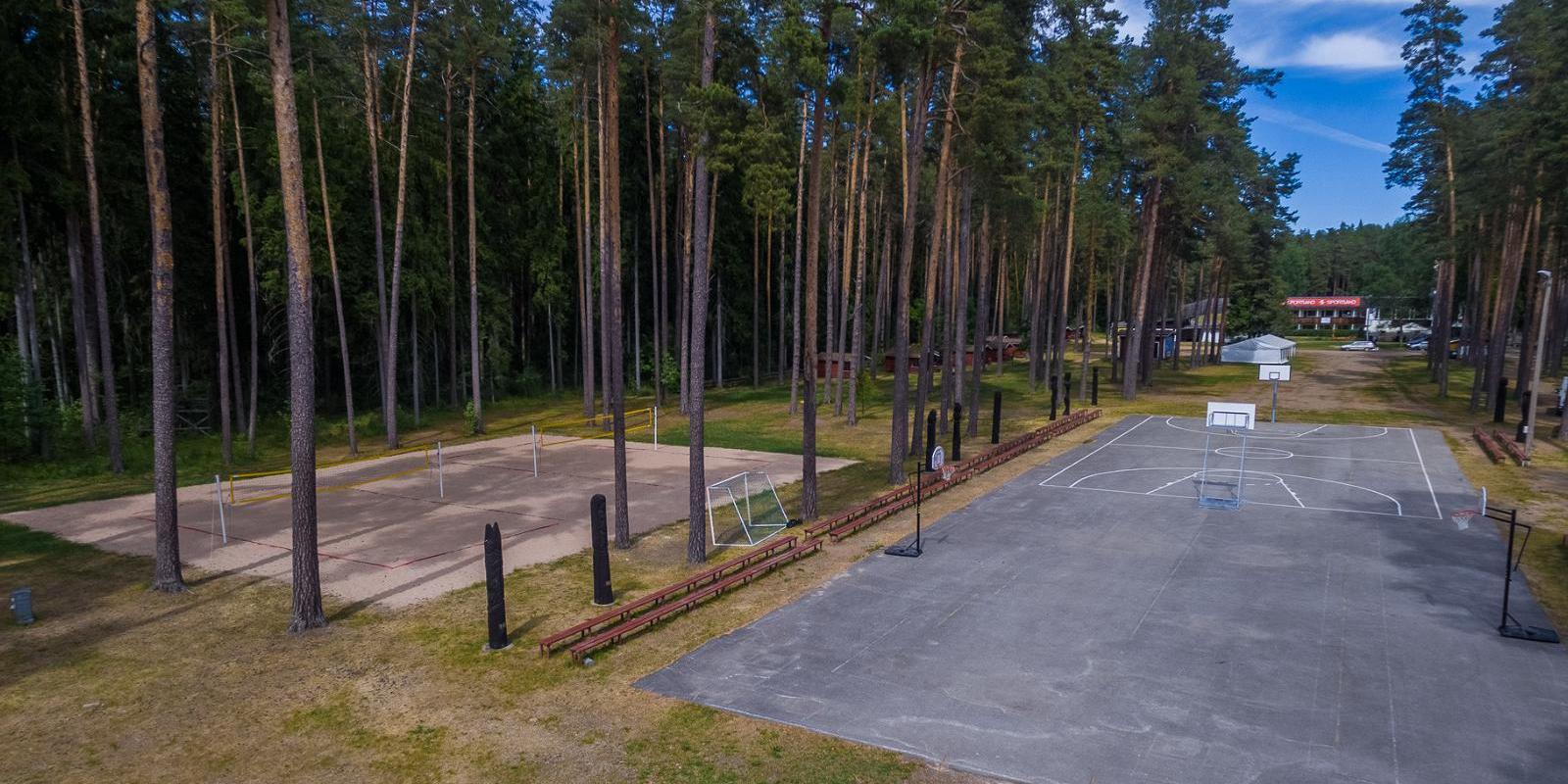 Sportplätze des Freizeitsportzentrums im Landkreis Tartu
