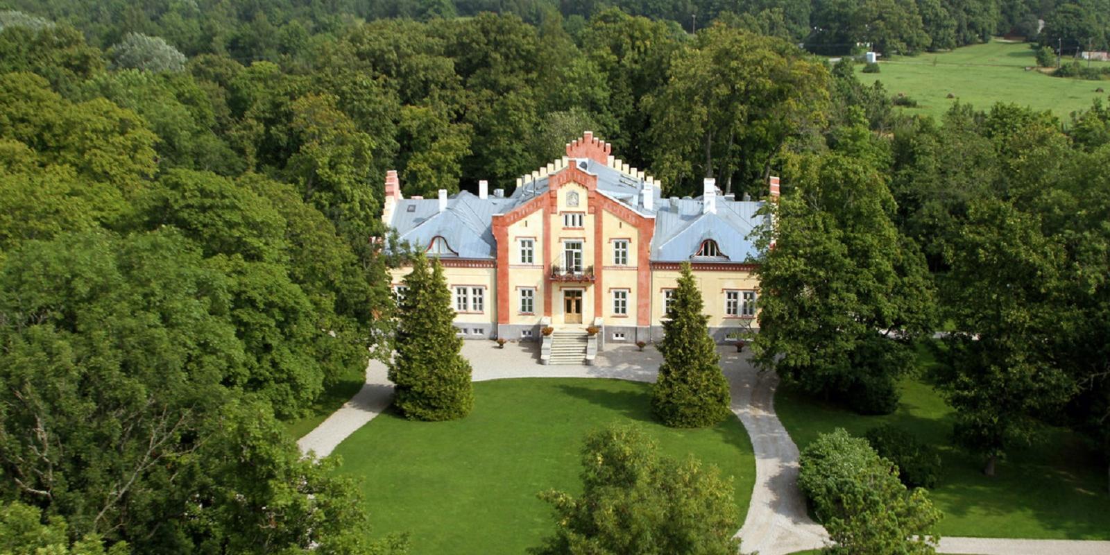 Pädaste Manor hotel