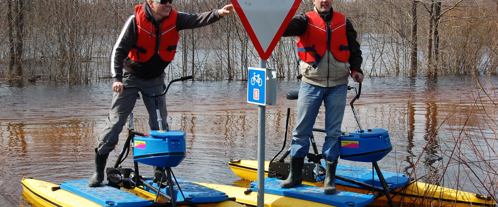 Verleih und Miete von Wasserfahrrädern