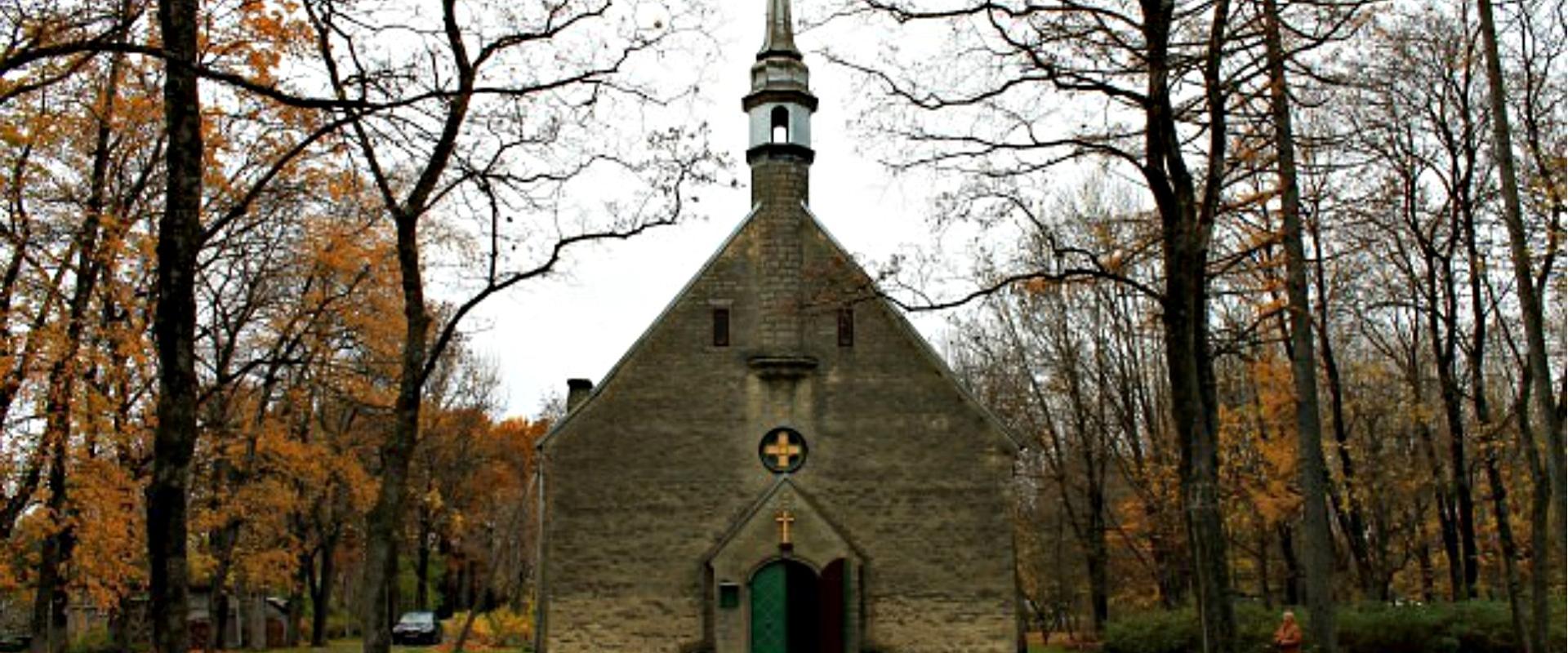 Kunda stone church