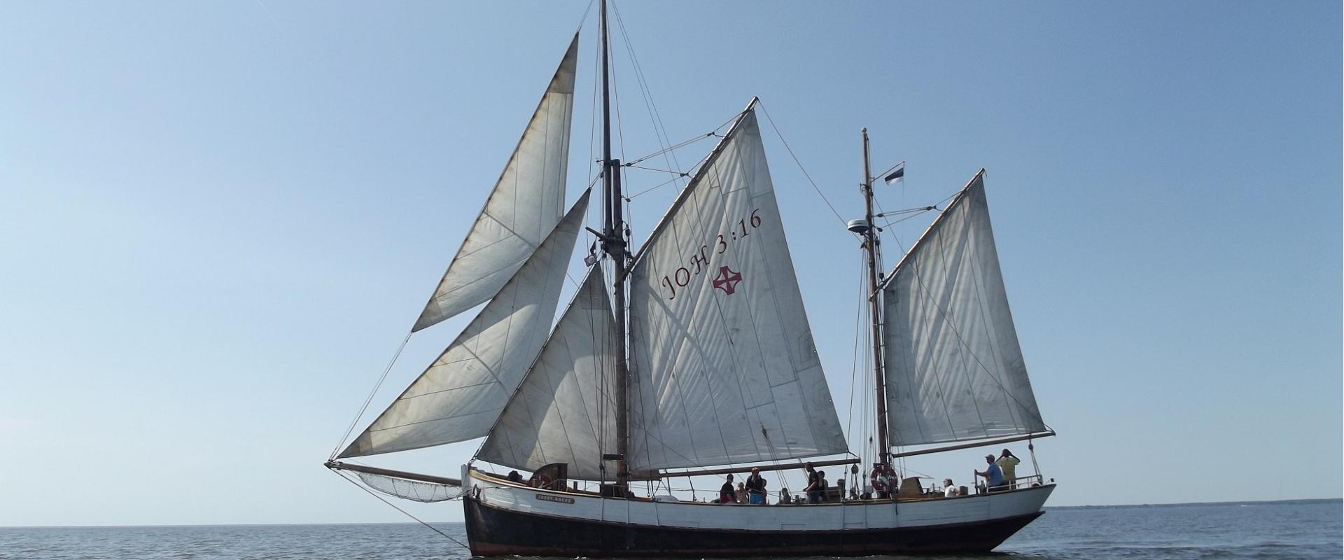Elamusreisid Pärnu lahel ajaloolise purjekaga Jenny Kruse