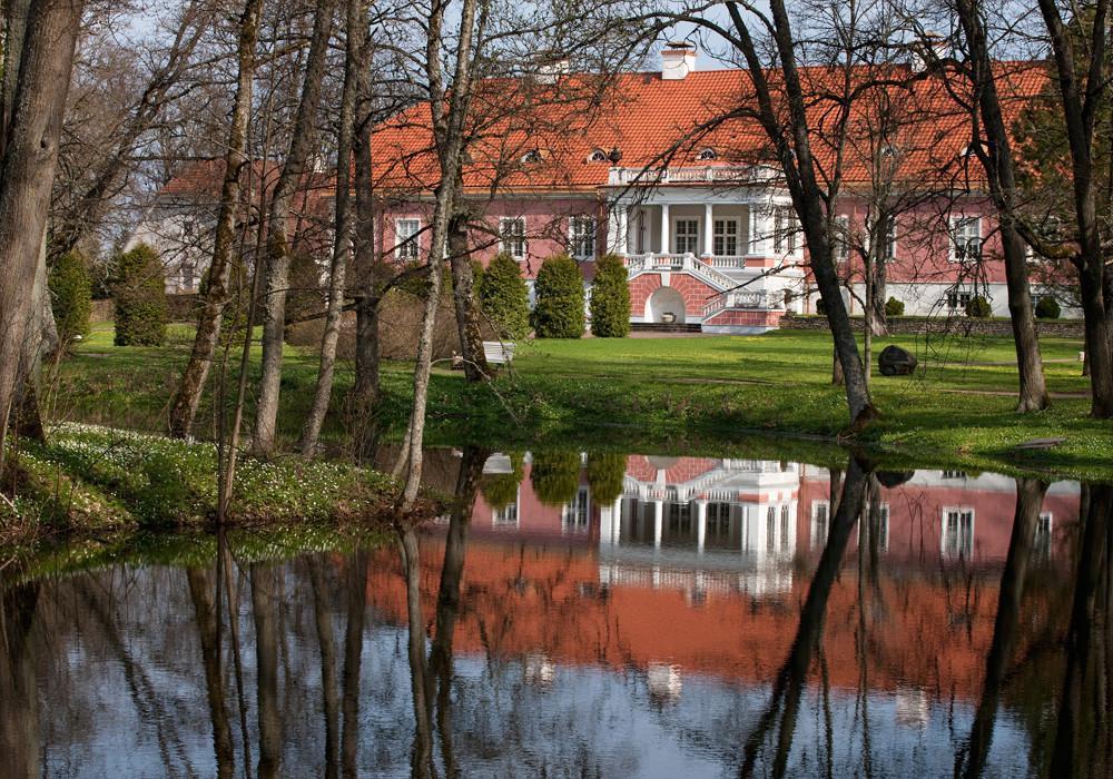 Der Gutshofpark und das Arboretum von Sagadi