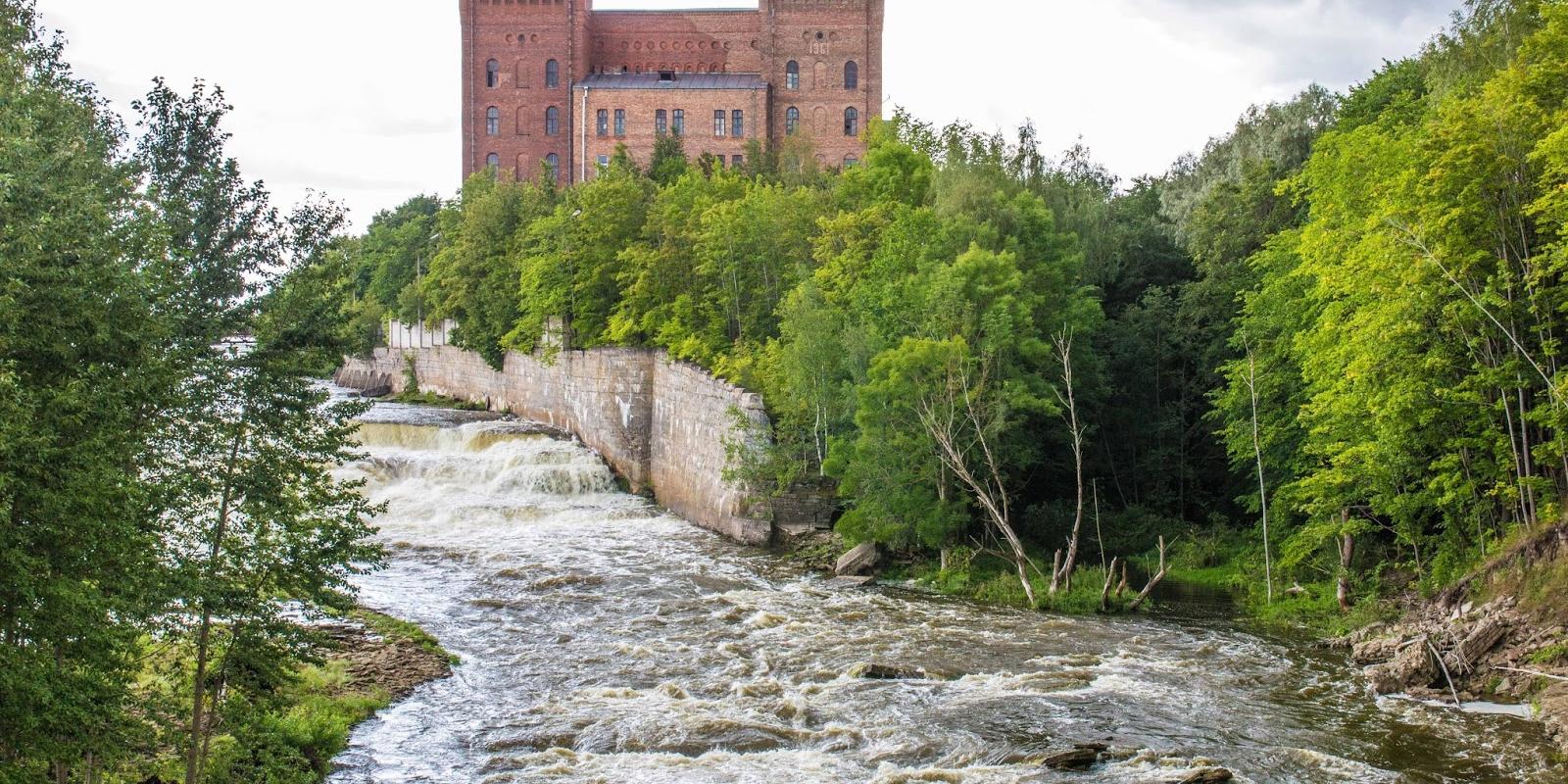 Guided tour of Krenholm Manufacturing Company every Sunday