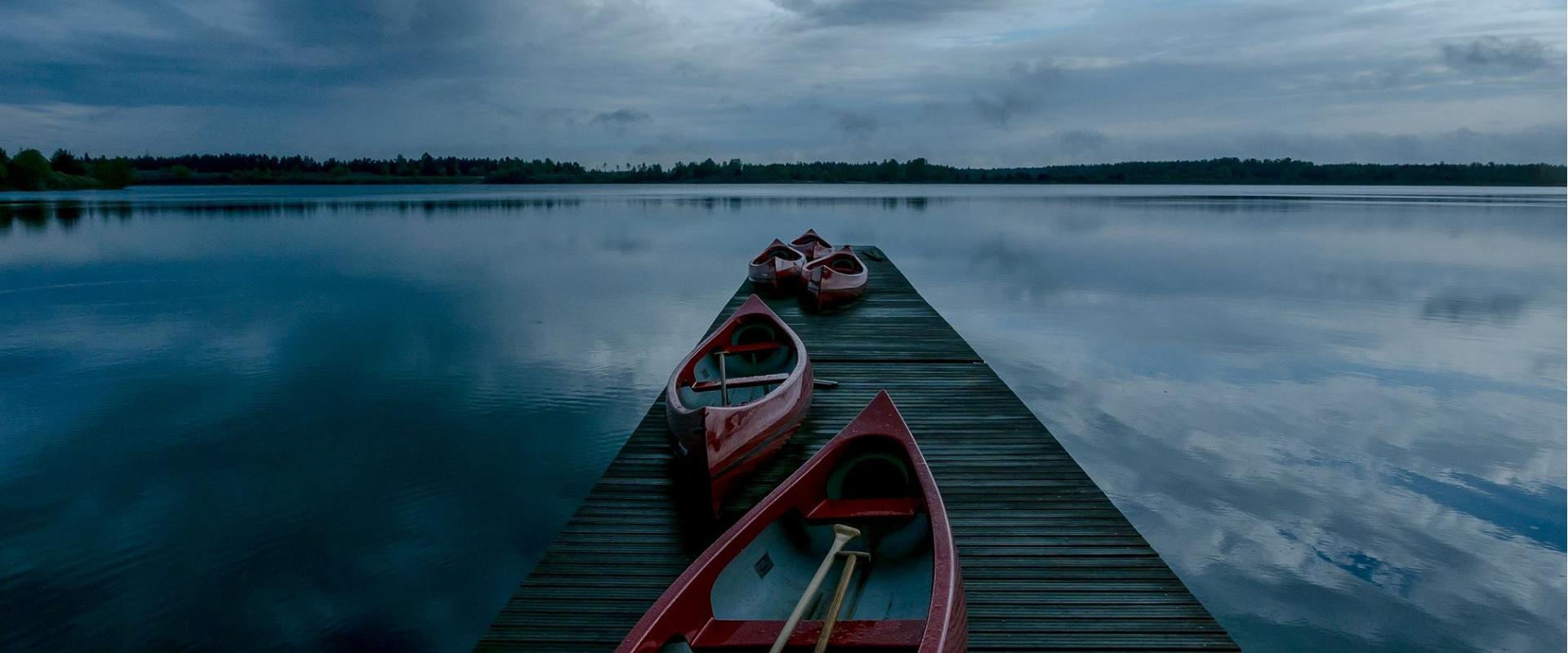 Canoe, raft and inflatable raft trips in Rummu quarry