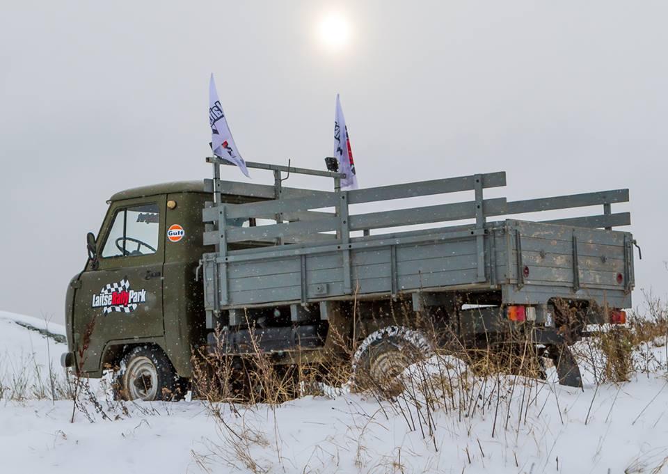 Driving an UAZ off-road vehicle on an obstacle course in LaitseRallyPark