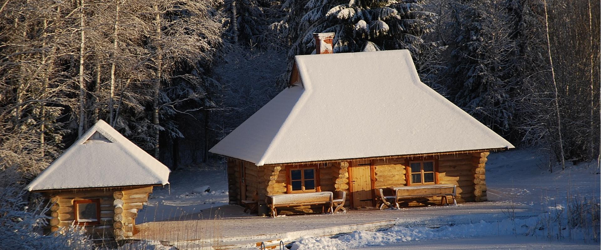 Laukatagusen lomakylän suomalainen sauna