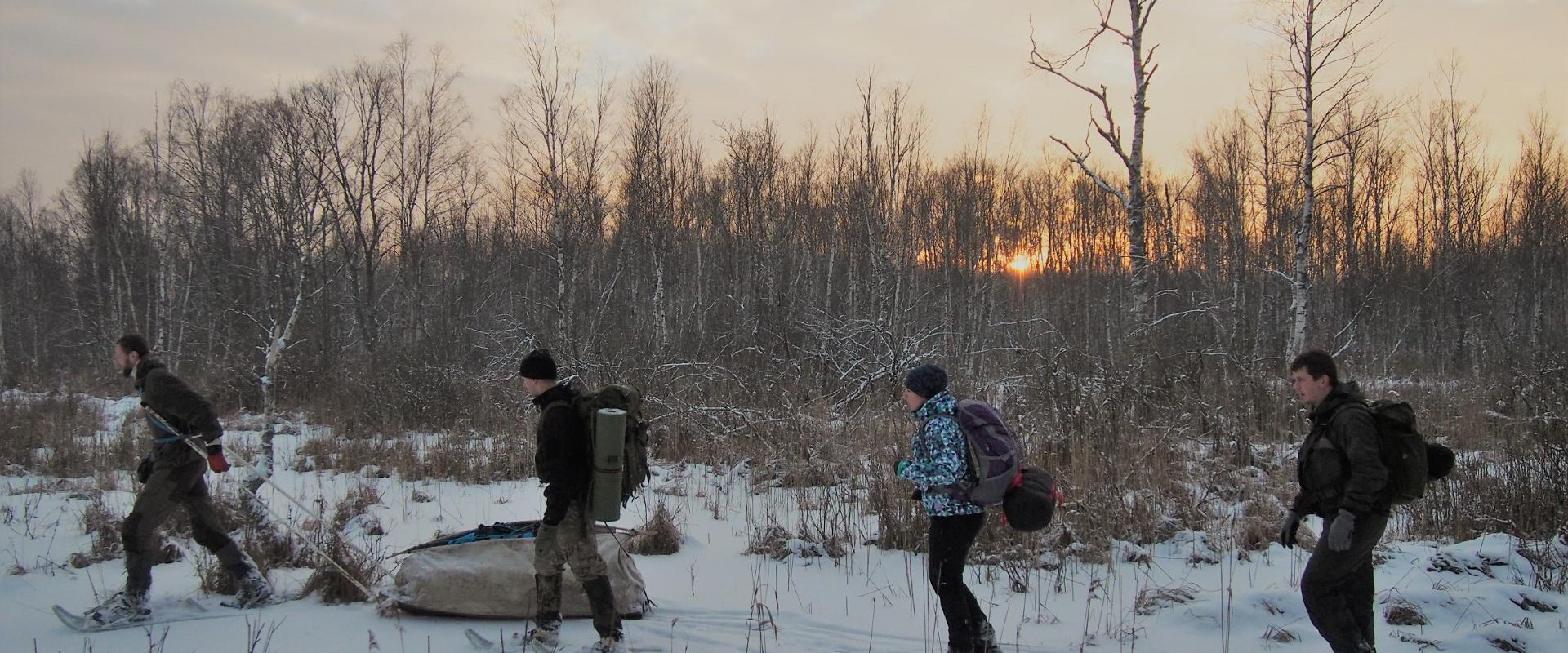 Two day nomadic trek "Hiking on snowshoes in the tranquil bogs of Rapla County"