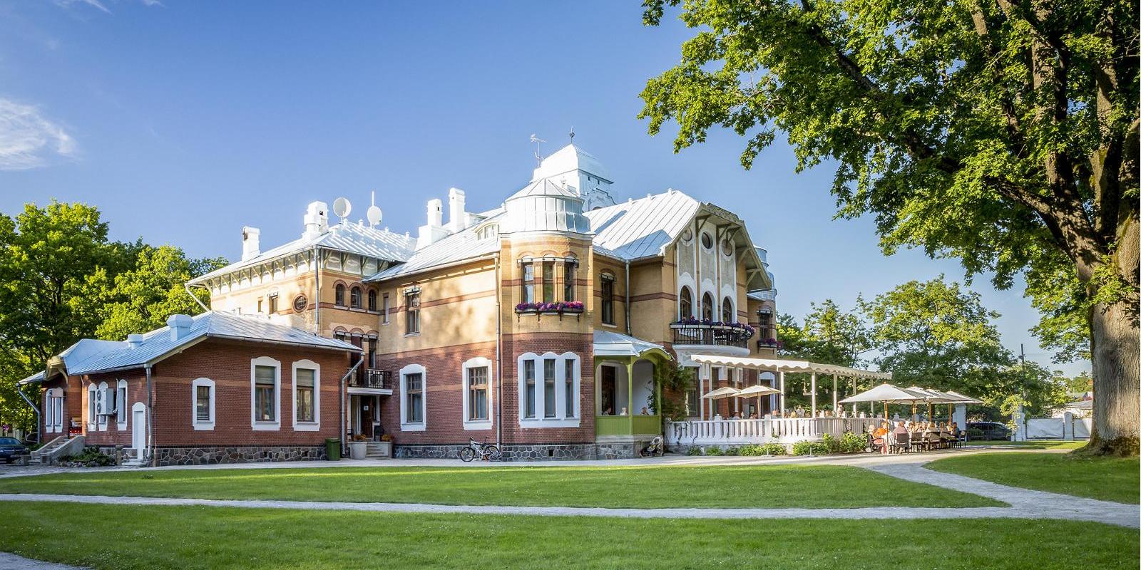 Giidiga ekskursioon Pärnus "Villade tuur"