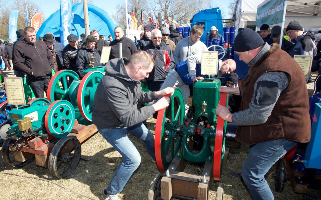 Forsttechnik auf der Tartuer Maamess