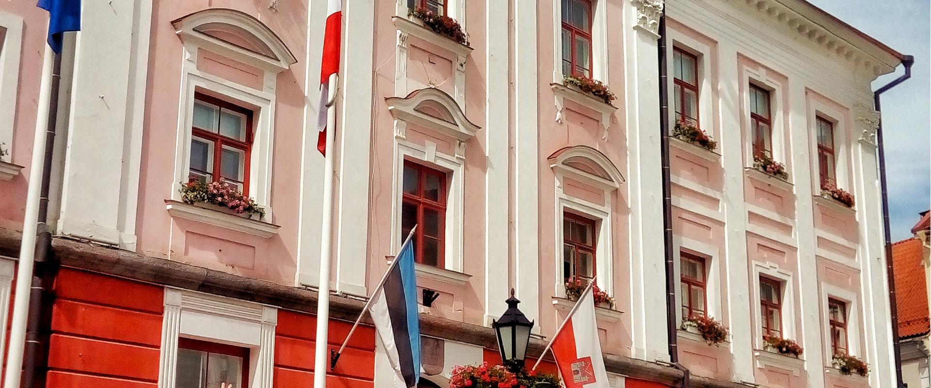 Guided scooter tour in the city of Tartu