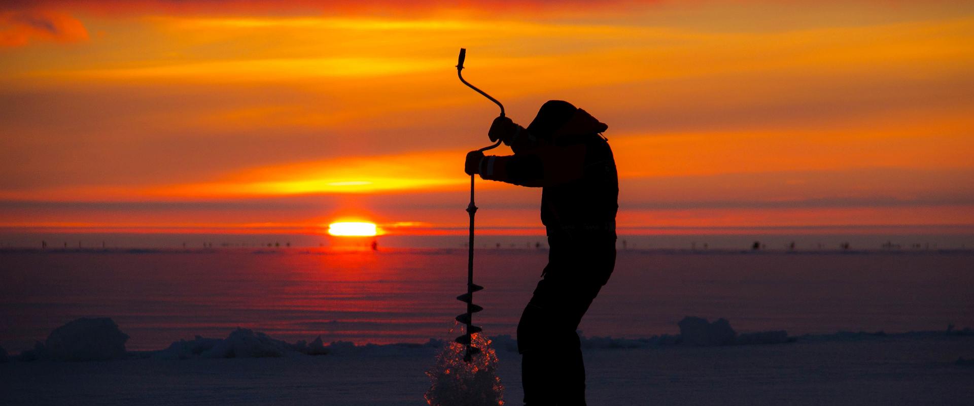 Ice fishing on Viitna lake (starts in Tallinn)