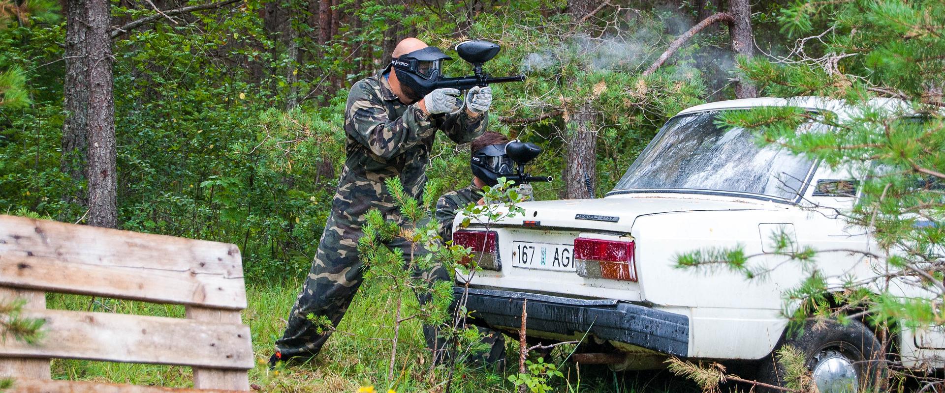 Paintball in einer alten sowjetischen Militäreinrichtung in Tallinn
