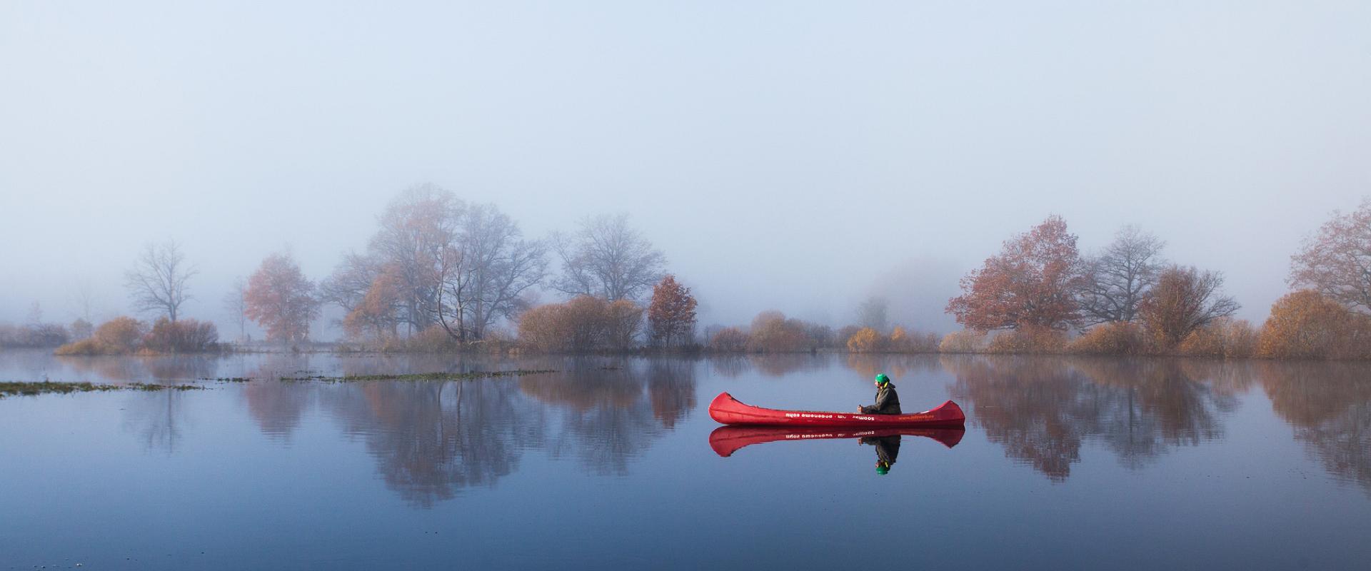 Fifth season canoeing trip in Soomaa