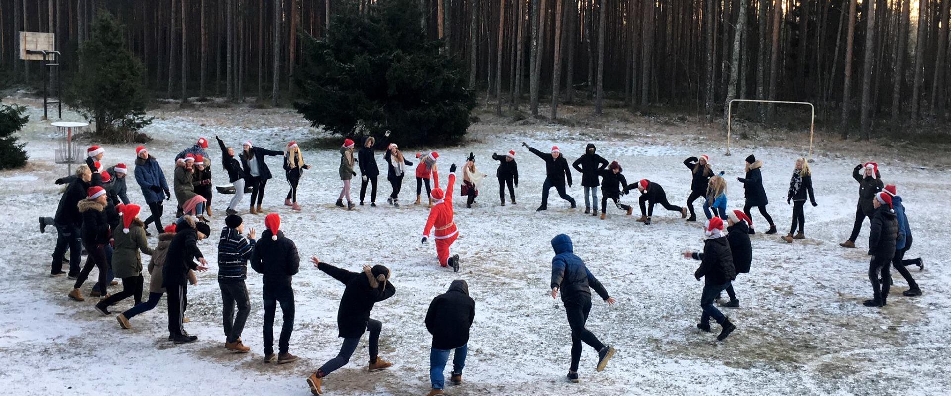 Seikluslik ja meeskondlik mäng "Päkapiku Akadeemia"