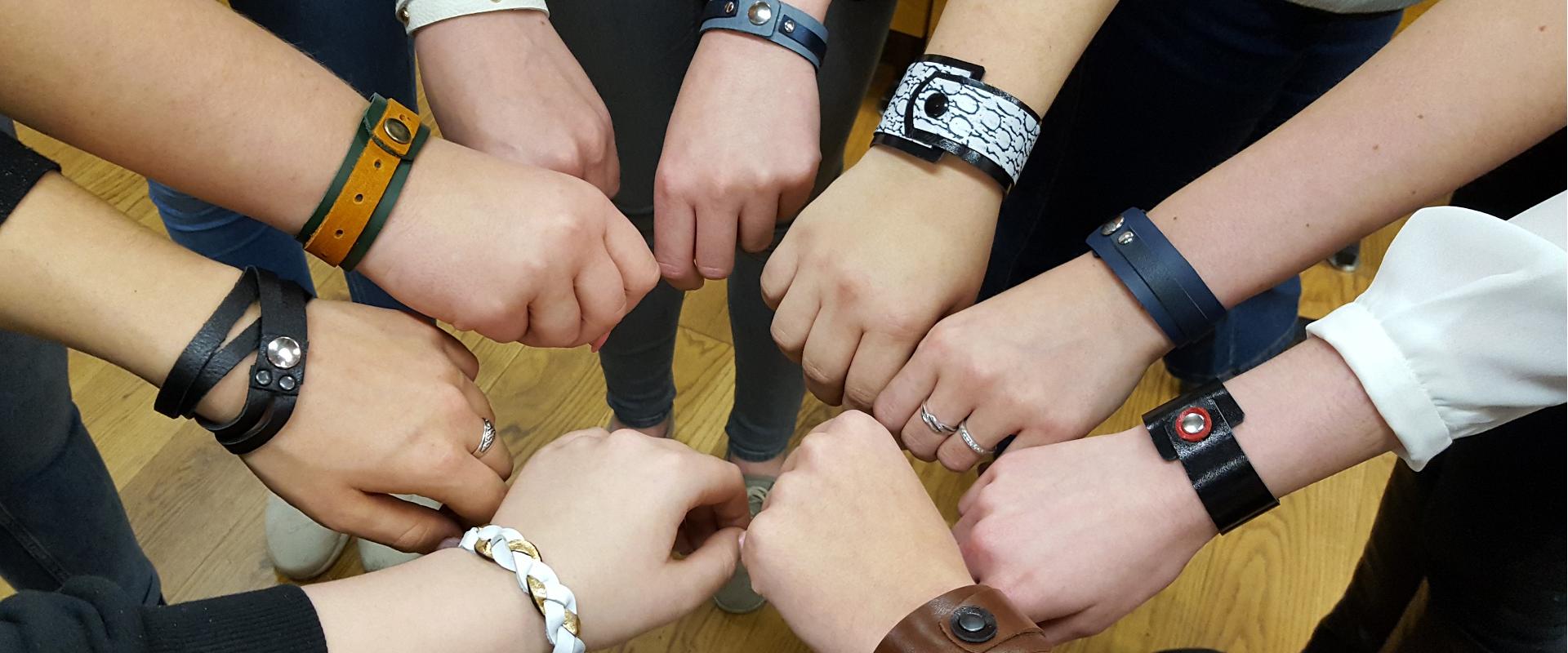 Nahast käevõru valmistamise töötuba