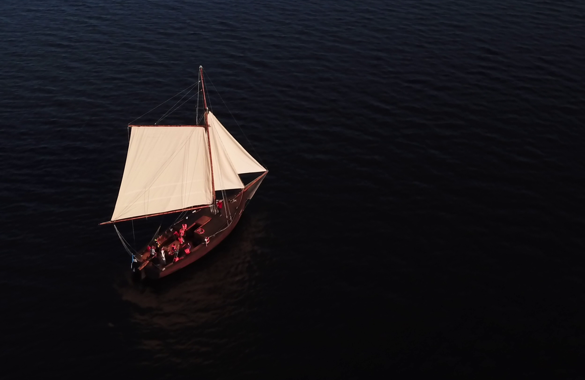 Väinamere uisk - purjelaeva reisid Muhu saare ja mandri vahel