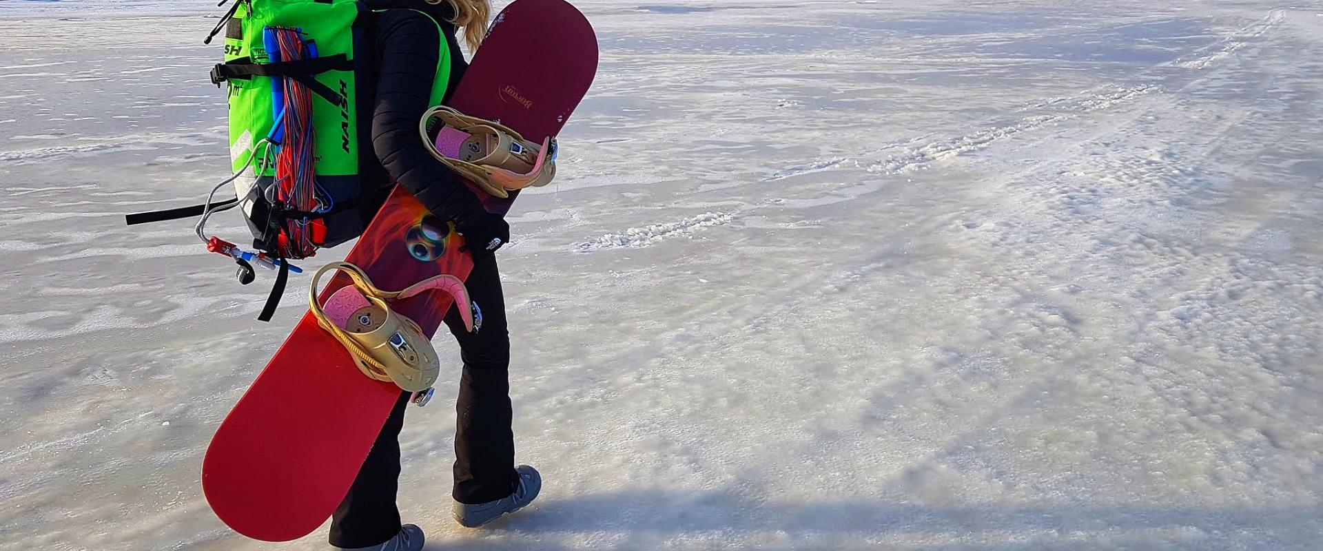 Pērnavas Surf Center - ziemas kaitborda apmācība Pērnavas pludmalē un citur Igaunijā