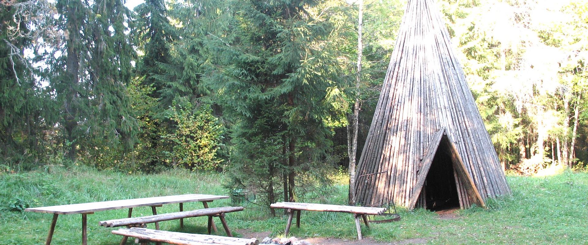 Äntu Punamägi camping site