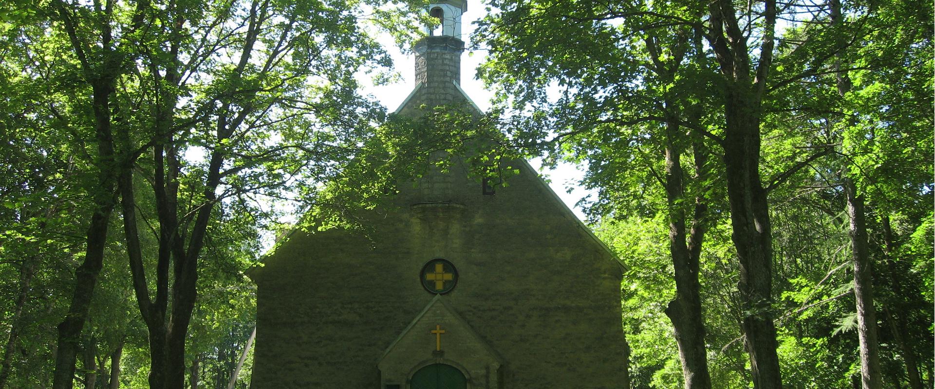 Kunda stone church