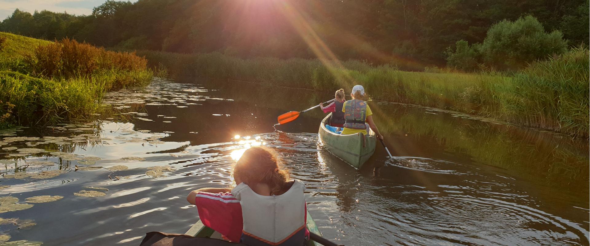The best way to make the most of the white summer nights is to go hiking! Night canoe trip is an exotic way of spending warm summer nights. Things loo