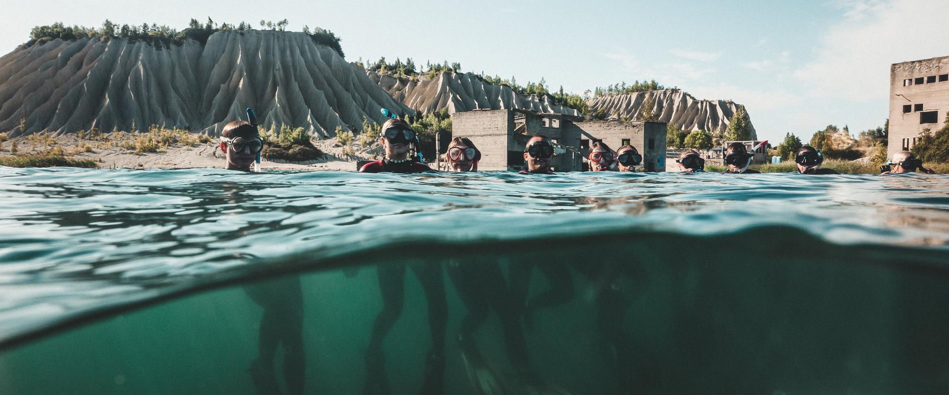 Snorkeling with a Paekalda Holiday Centre raft in Rummu Quarry