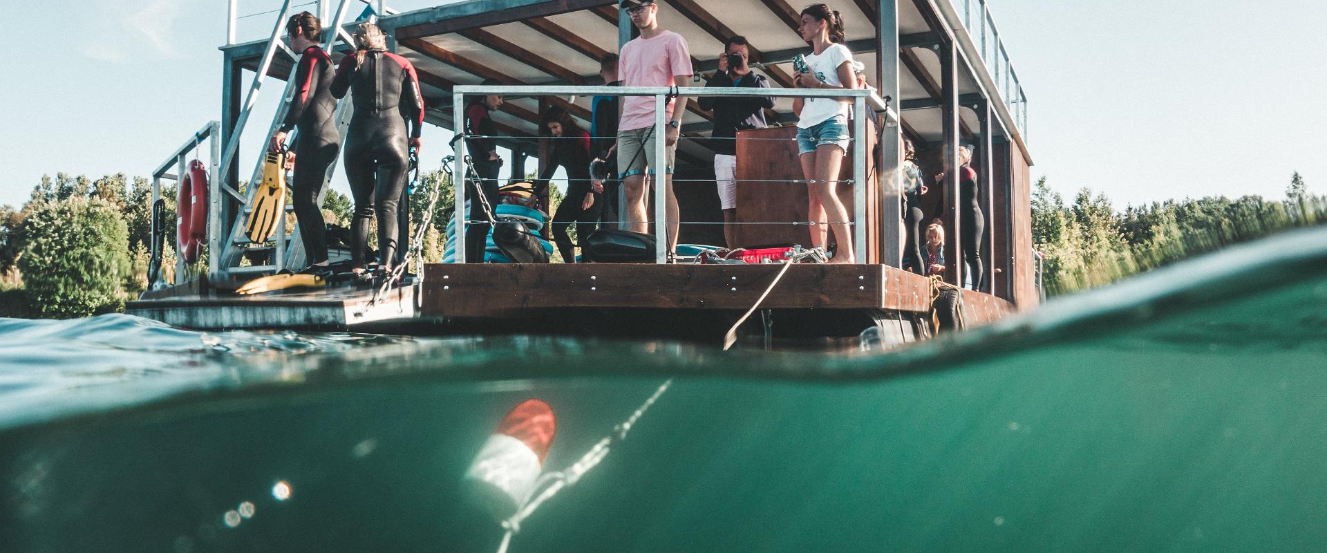 Snorkeling with a Paekalda Holiday Centre raft in Rummu Quarry