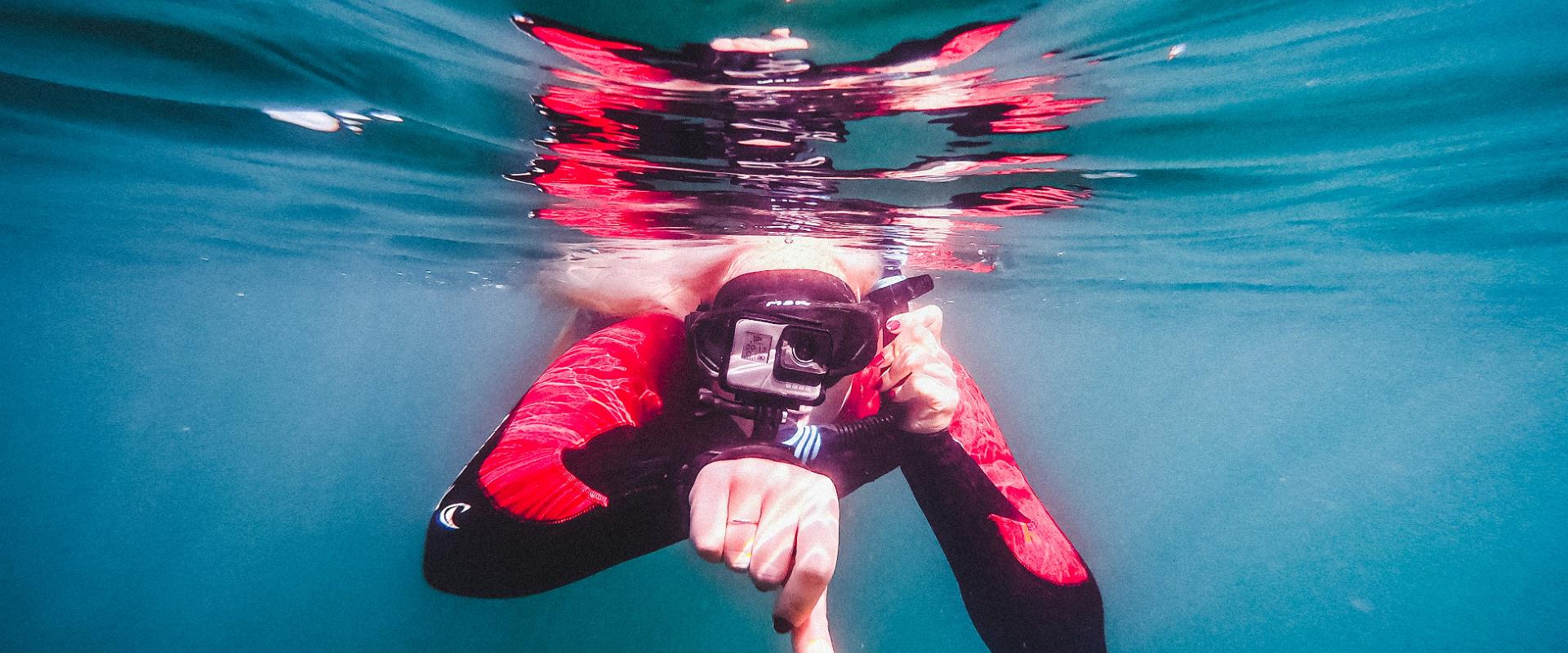 Snorkeling with a Paekalda Holiday Centre raft in Rummu Quarry