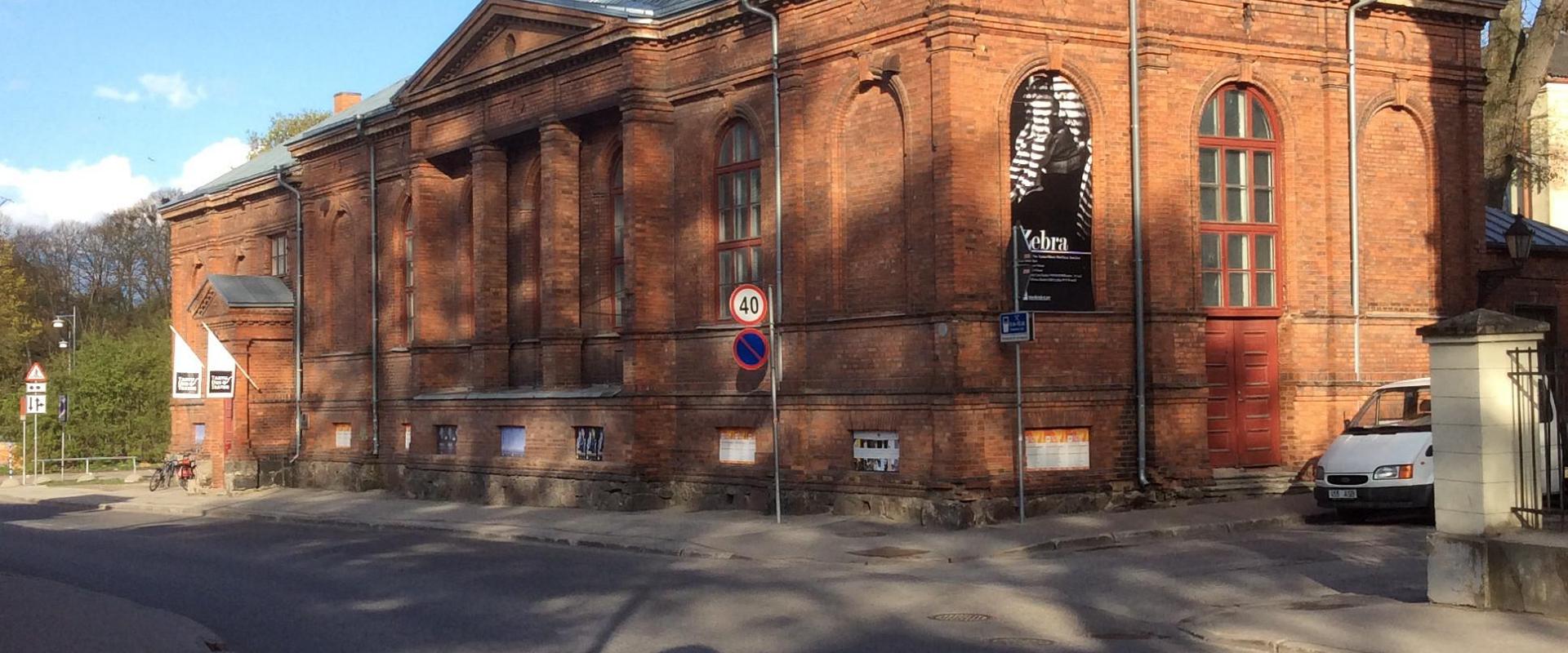 Tartu New Theatre on the corner of Lai and Magasini