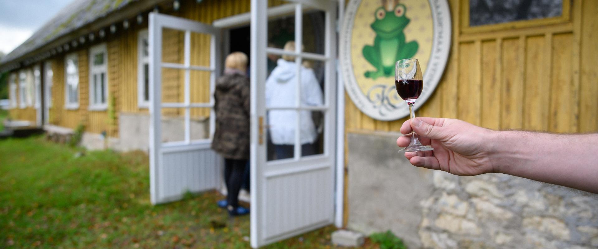Workshop der 1. Weinkellerei auf der Insel Saaremaa