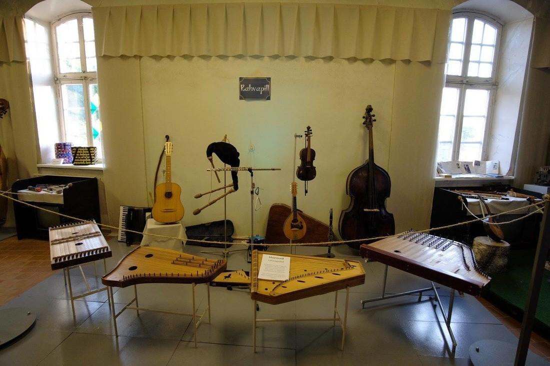 Musical Instruments Museum, musical instruments