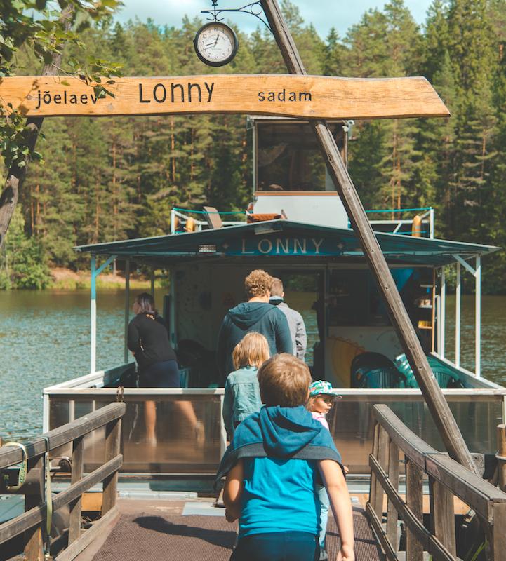 Ausflug in Taevaskoda mit dem Fluss-Schiff „Lonny“