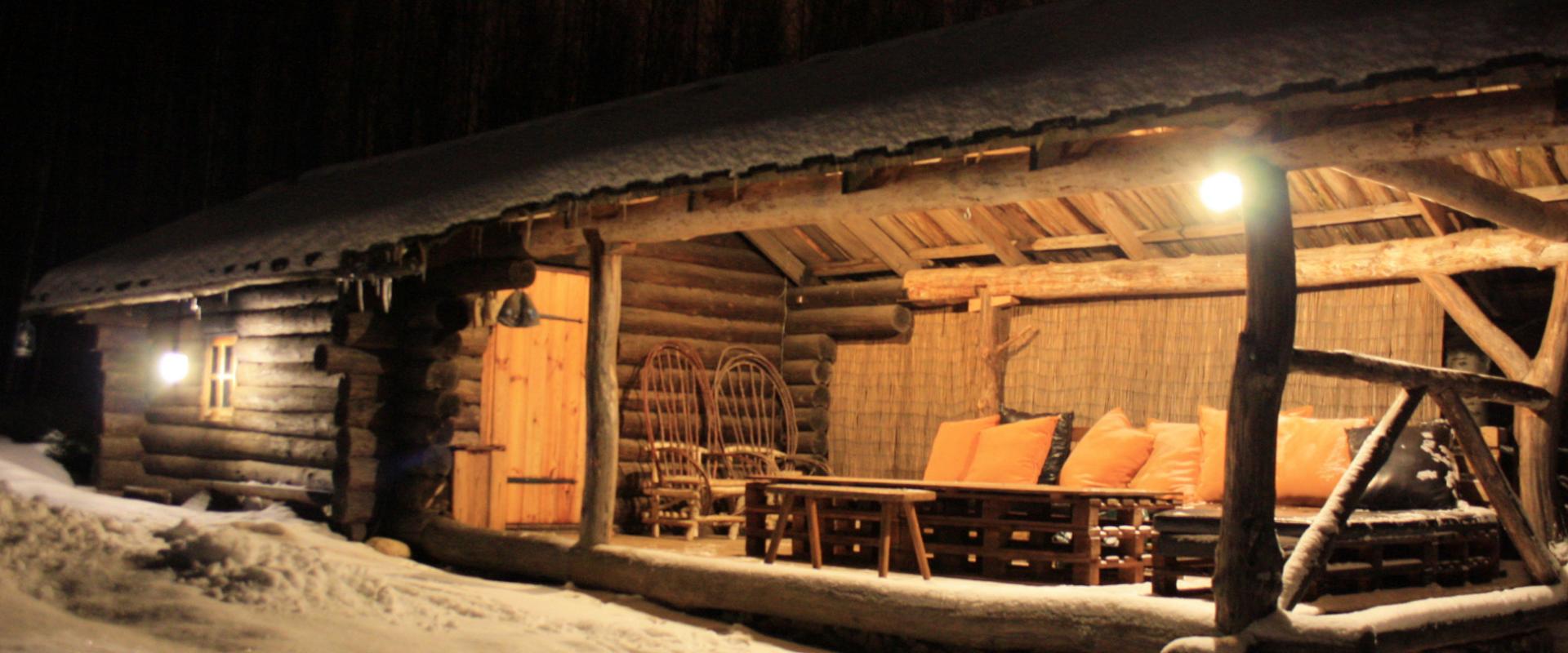 Pedaja Holiday House smoke sauna, hot tub, and car sauna