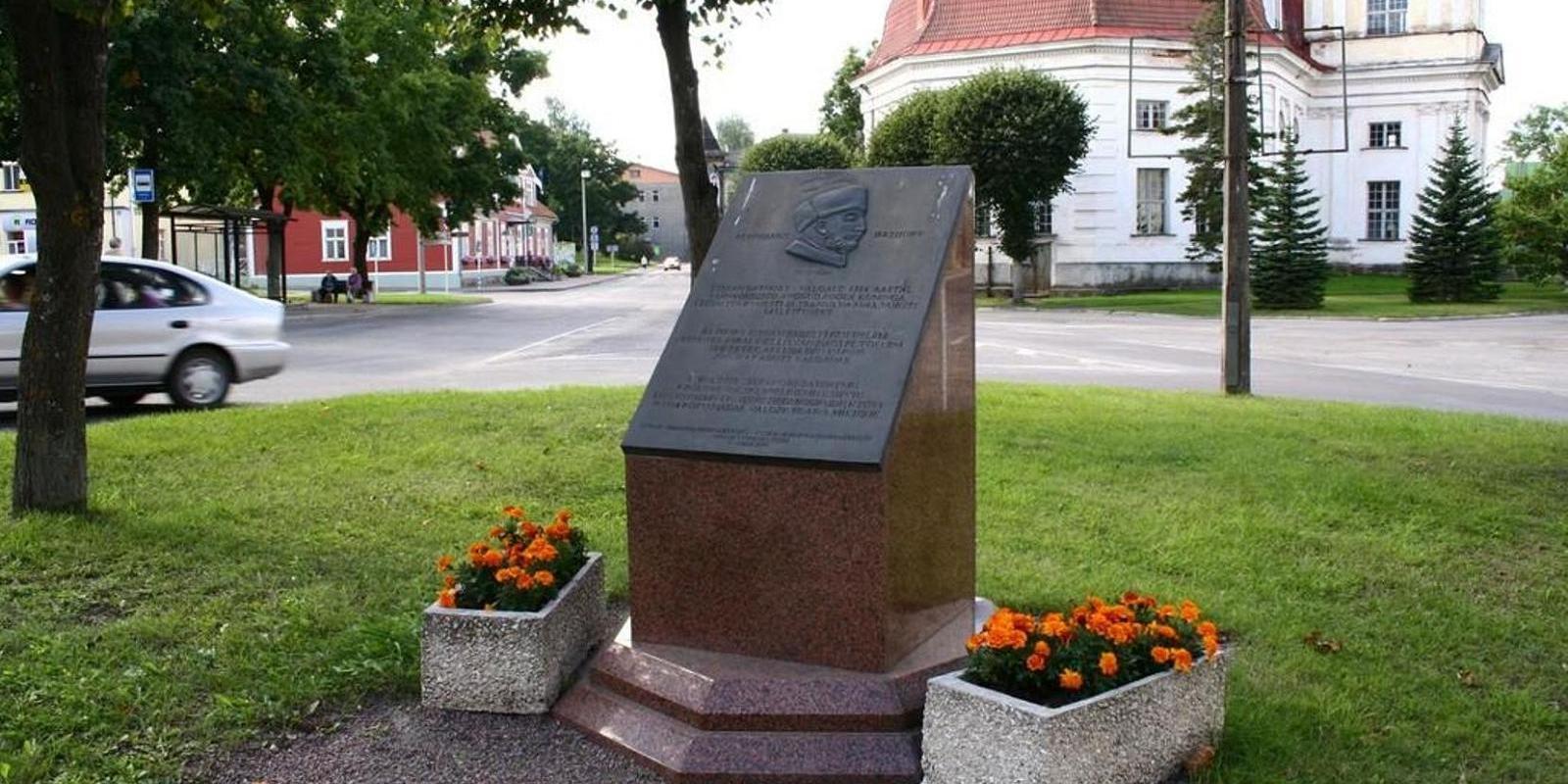 Monument to Stefan Batory