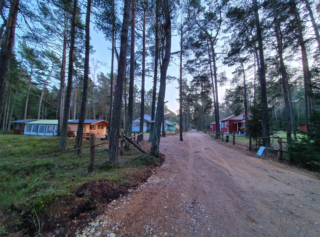 Merikotka puhkemajad Naissaarel