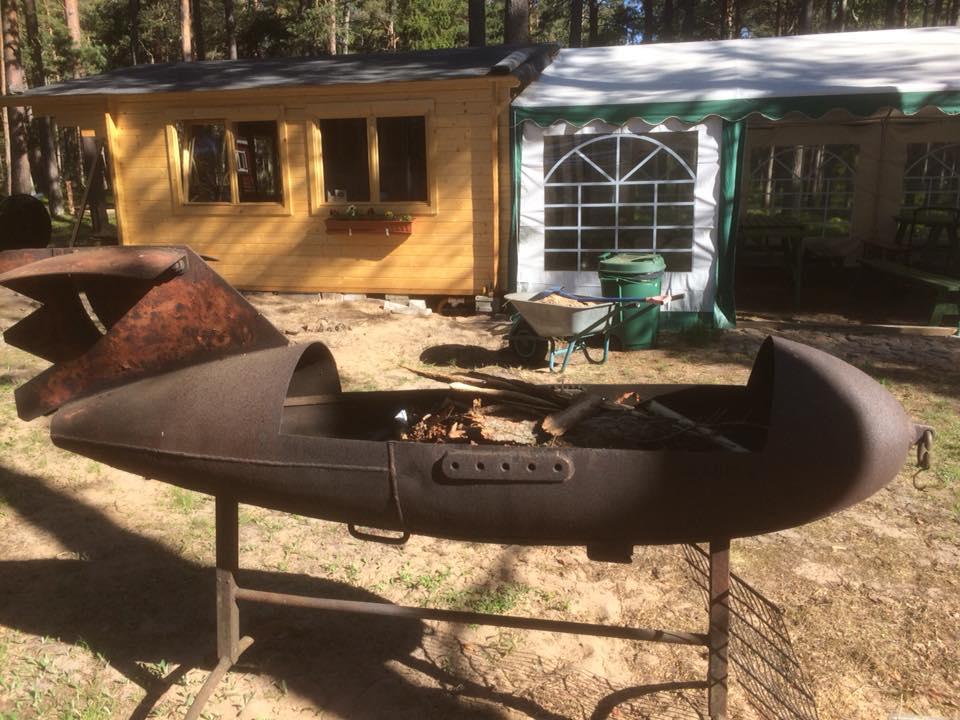 Merikotka puhkemajad Naissaarel