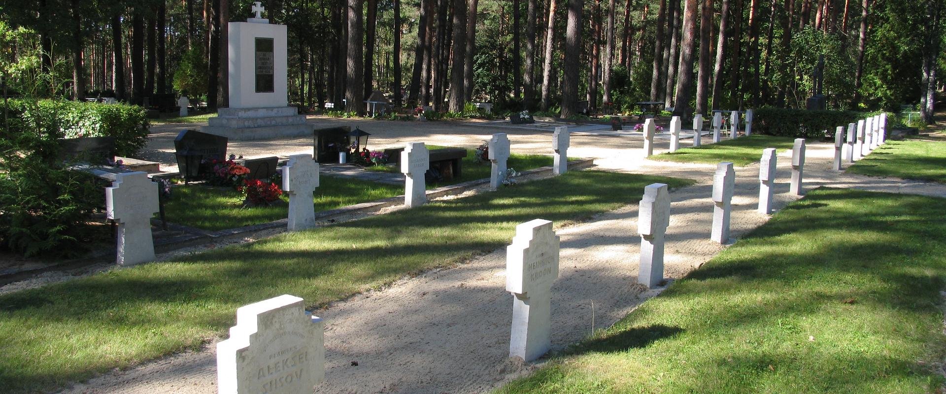 Der Friedhof und das Monument der im Freiheitskrieg Gefallenen in Võru