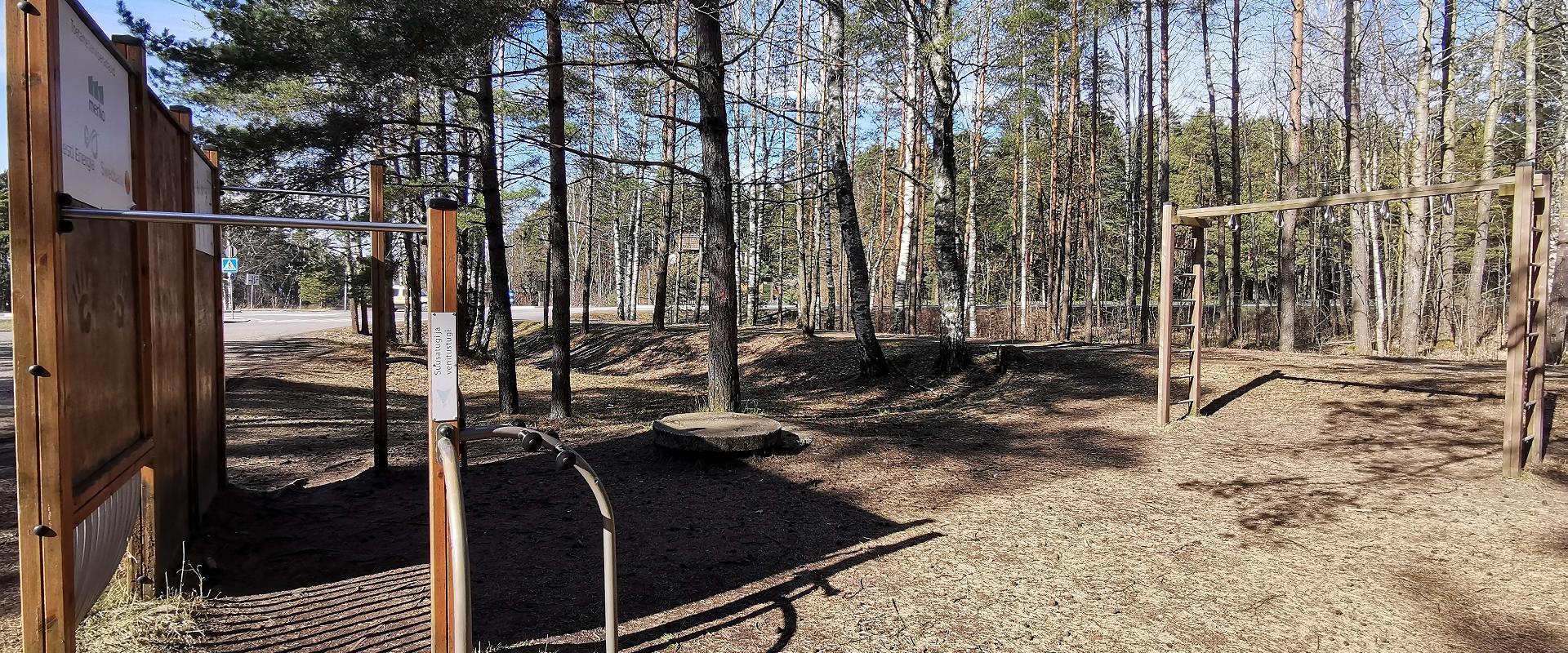 Reiu–Raeküla health trail outdoor gym